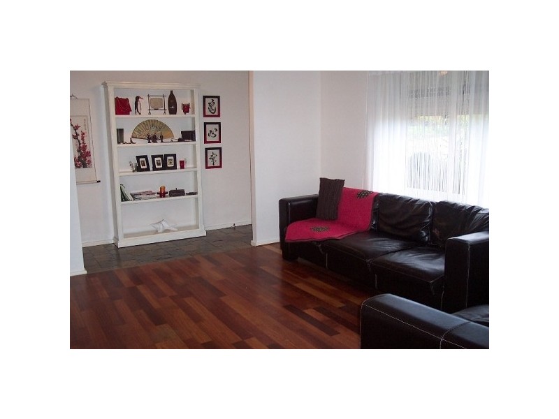 40 SOUTHBOUND AVENUE, Aberfoyle Park SA 5159
