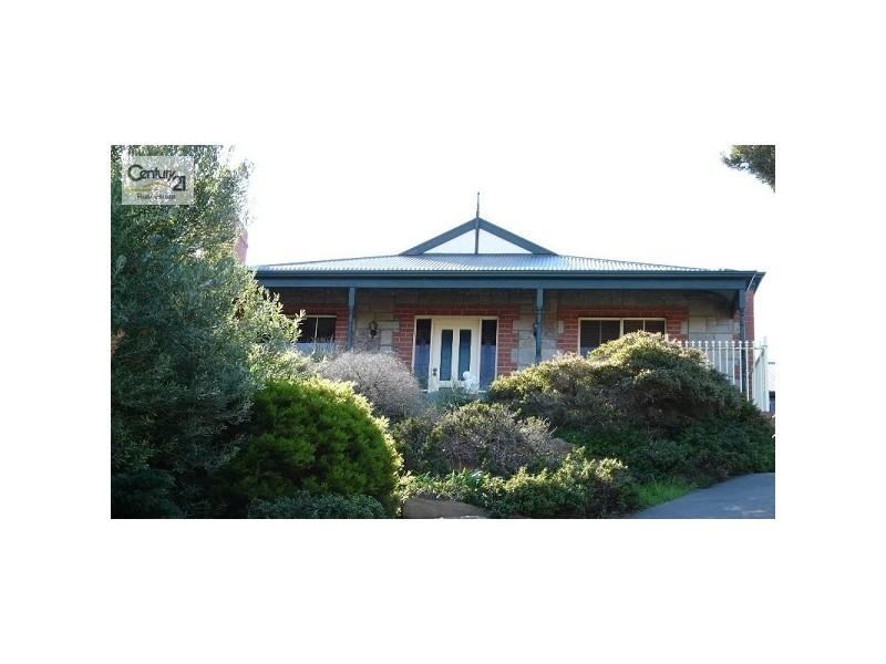 16 Luderitz Close, Hallett Cove SA 5158