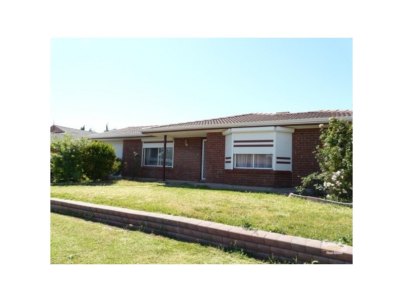 3 Traeger Court, Woodcroft SA 5162