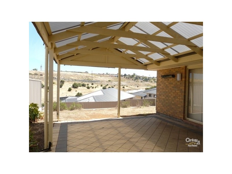 2 VALLEY COURT, Sheidow Park SA 5158