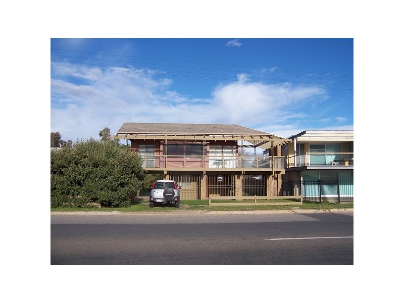 32 Esplanade, Port Willunga SA 5173
