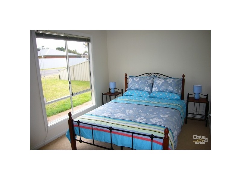 4 Thomas Street, Aldinga Beach SA 5173