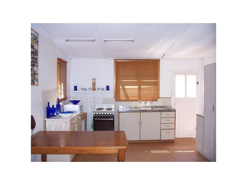 13 Church Street, Port Willunga SA 5173