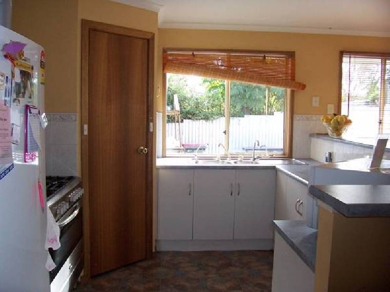12 Garland Road, Noarlunga Downs SA 5168
