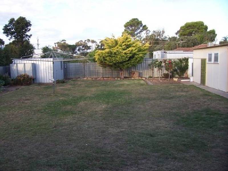 61 Whinnerah Avenue, Aldinga Beach SA 5173