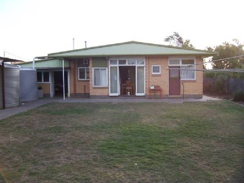 61 Whinnerah Avenue, Aldinga Beach SA 5173