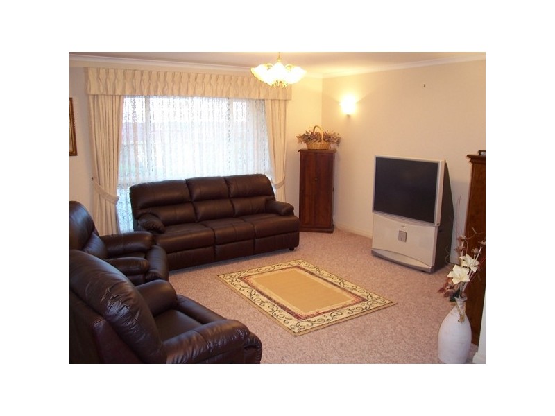 5 Waratah Avenue, Seaford Rise SA 5169