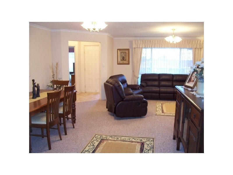 5 Waratah Avenue, Seaford Rise SA 5169