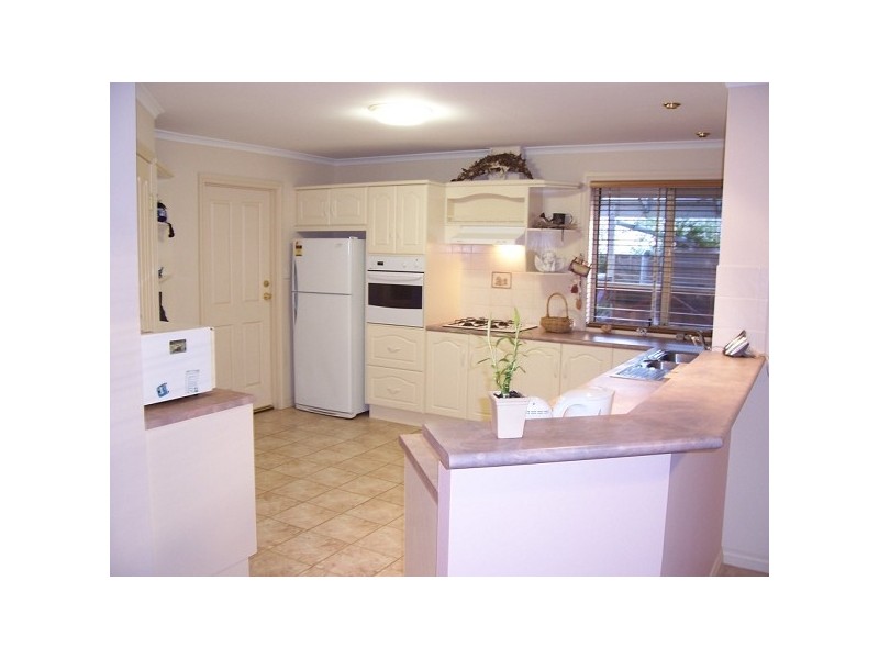 5 Waratah Avenue, Seaford Rise SA 5169