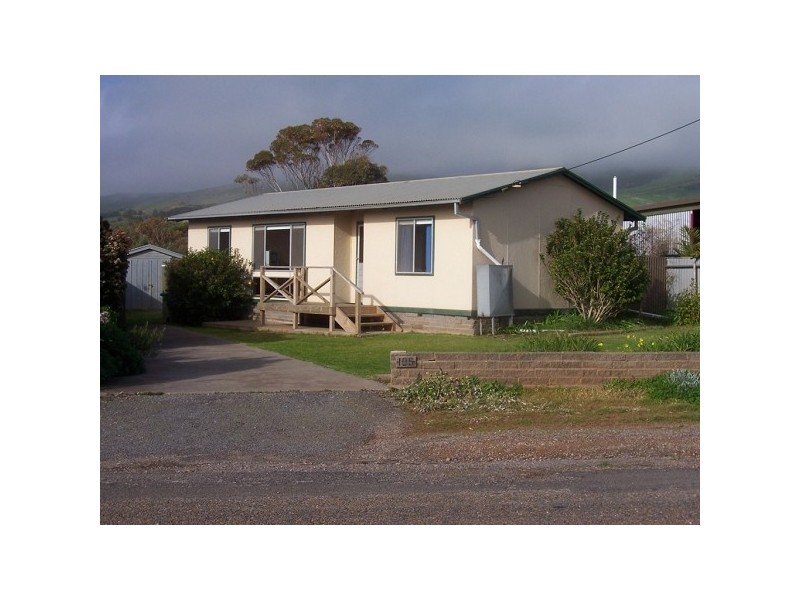 105 Alexander Street, Sellicks Beach SA 5174