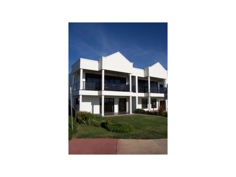 1/135 Esplanade, Aldinga Beach SA 5173