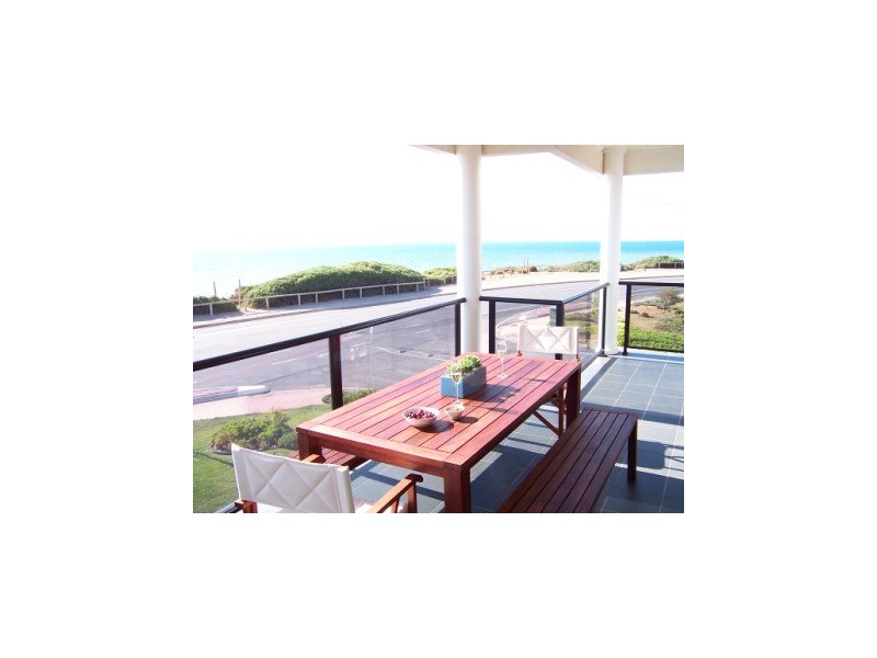 1/135 Esplanade, Aldinga Beach SA 5173