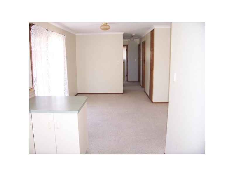 6 Falcon Street, Port Willunga SA 5173