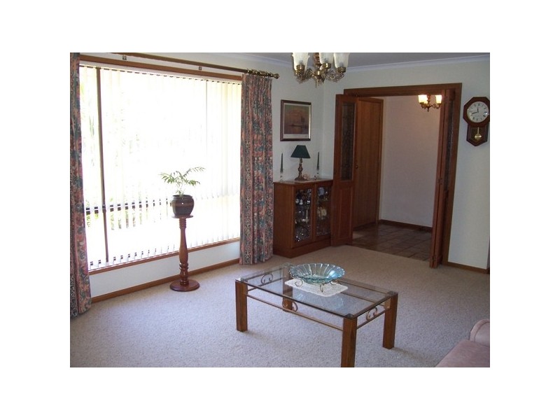 17 Hanley Court, Happy Valley SA 5159