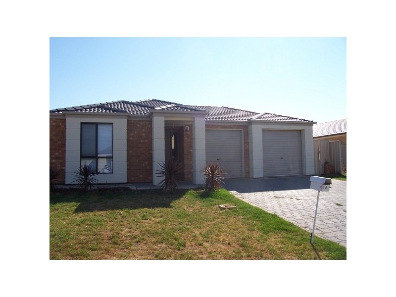 9 Blue Bay Avenue, Aldinga Beach SA 5173