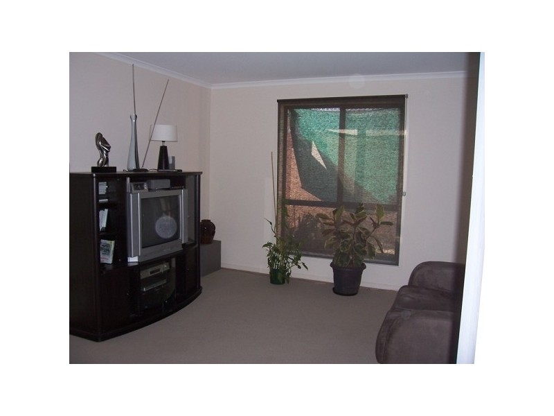 9 Blue Bay Avenue, Aldinga Beach SA 5173