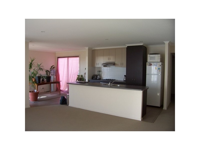 9 Blue Bay Avenue, Aldinga Beach SA 5173