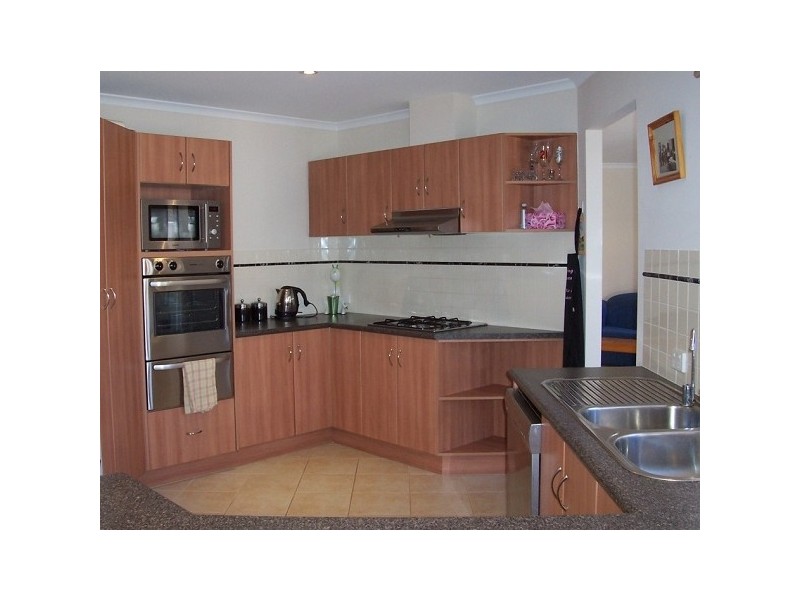 8 Urchin Crescent, Aldinga Beach SA 5173