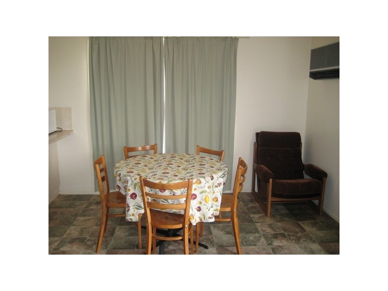 2/209 Esplanade, Aldinga Beach SA 5173