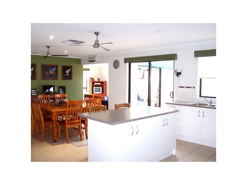 1 Bayside Avenue, Aldinga Beach SA 5173