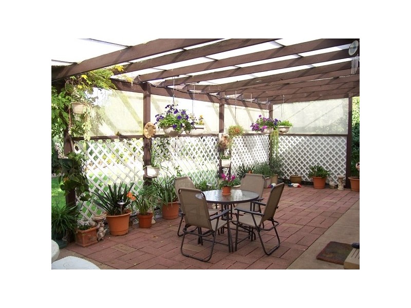 16 Eustace Crescent, Christie Downs SA 5164