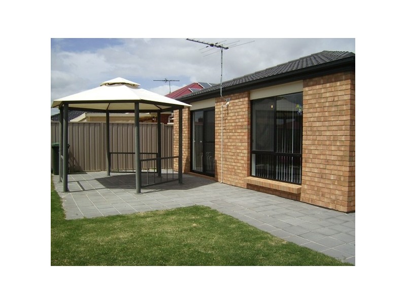 15 Periwinkle Drive, Aldinga Beach SA 5173