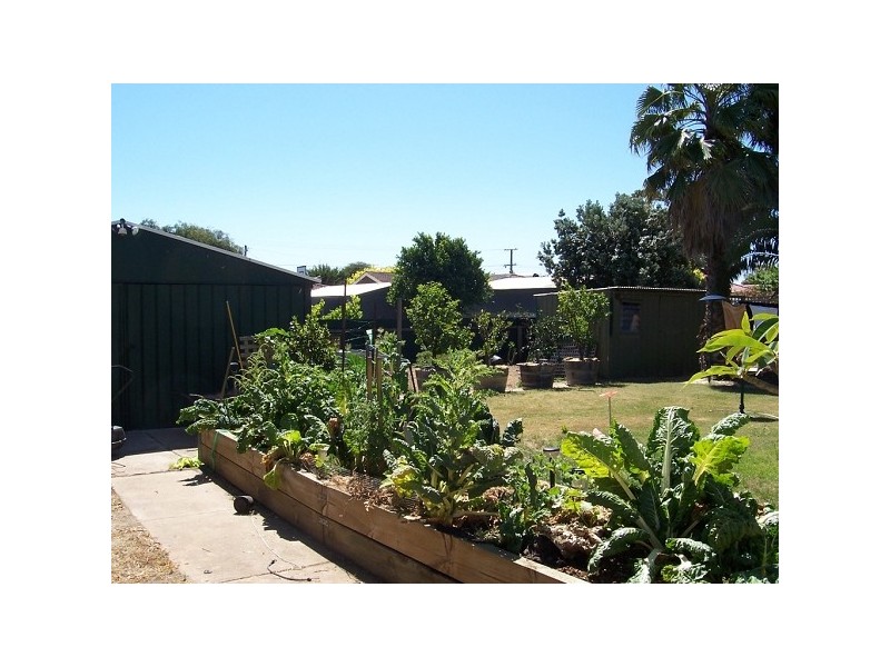 261 Commercial Road, Seaford SA 5169