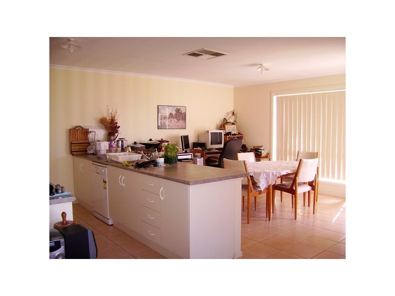 91 Pridham Boulevard, Aldinga Beach SA 5173