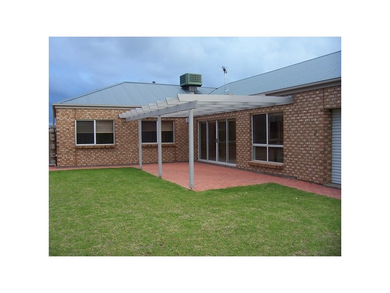 2 Basin Street, Aldinga Beach SA 5173