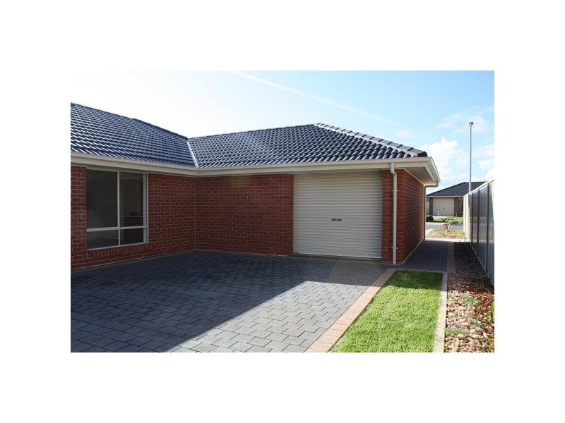 4 Razor Avenue, Aldinga Beach SA 5173