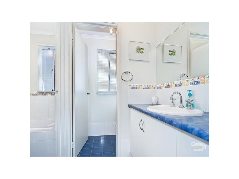 17 Hamilton Road, Aldinga Beach SA 5173