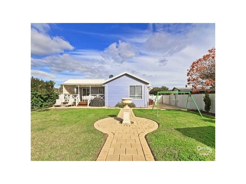 17 Hamilton Road, Aldinga Beach SA 5173