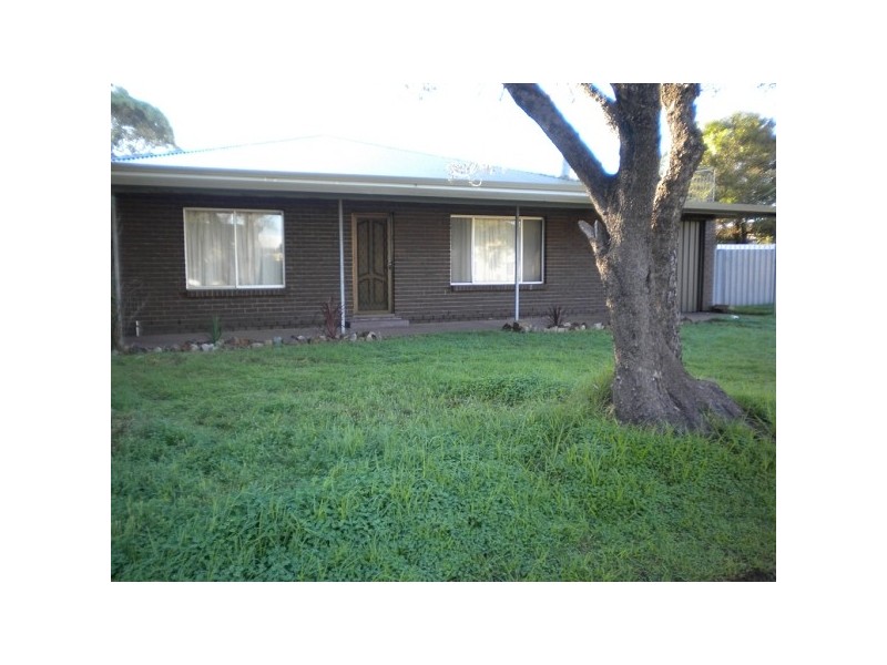 15 Whinnerah Avenue, Aldinga Beach SA 5173