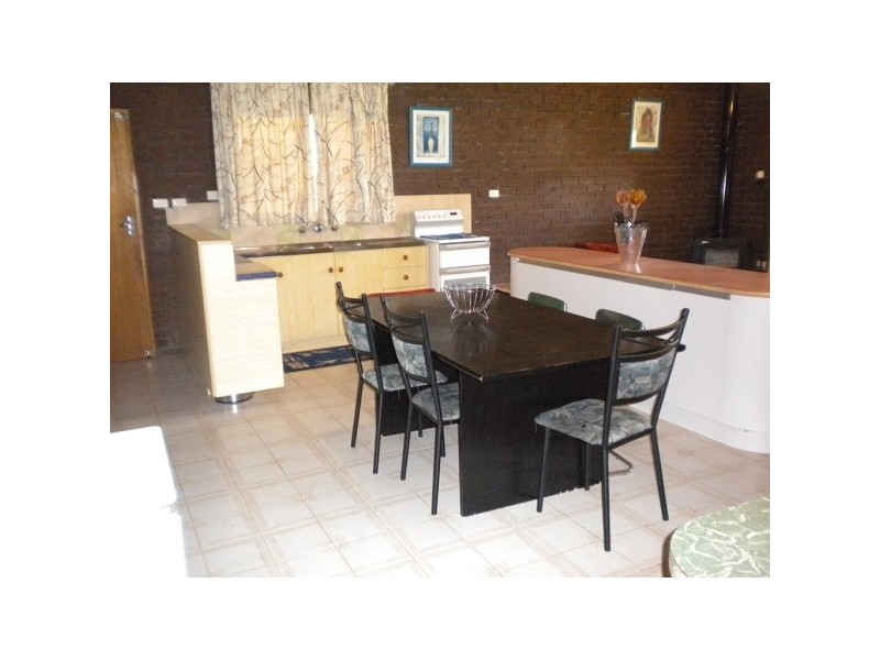 15 Whinnerah Avenue, Aldinga Beach SA 5173