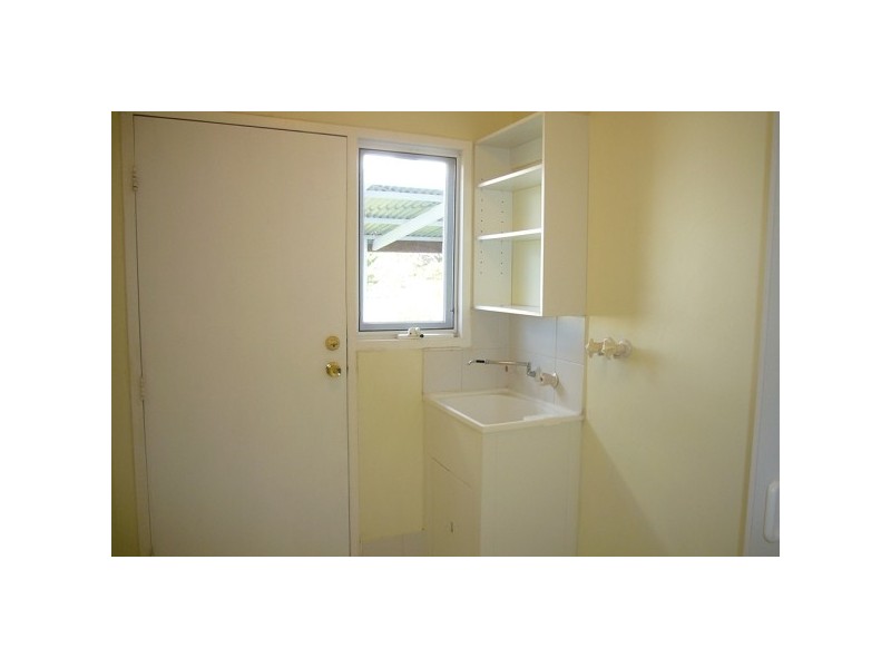 6 Harvey Crescent, Aldinga Beach SA 5173