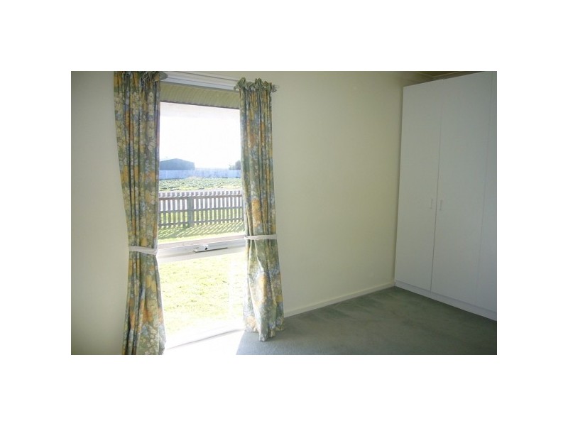 6 Harvey Crescent, Aldinga Beach SA 5173