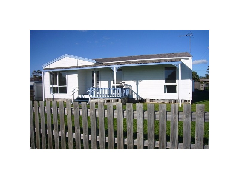 6 Harvey Crescent, Aldinga Beach SA 5173