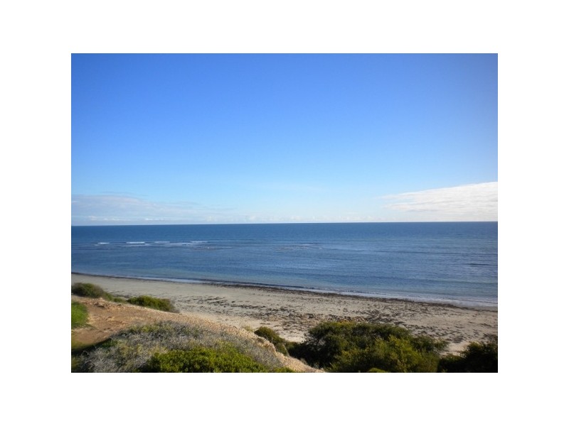 1 Nicholl Avenue, Aldinga Beach SA 5173