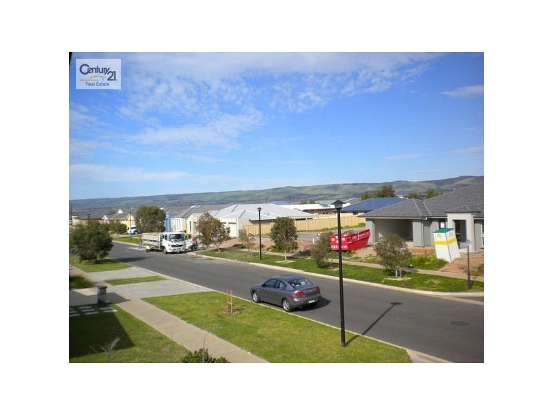 1 Nicholl Avenue, Aldinga Beach SA 5173