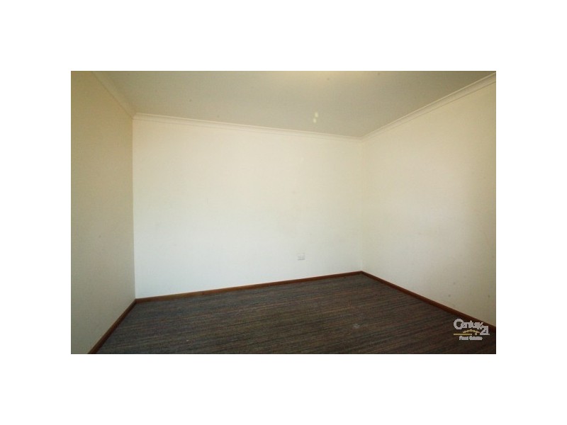 20 Warburton Drive, Woodcroft SA 5162
