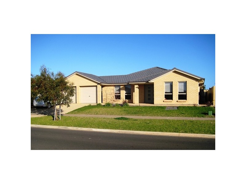 12 Nicholl Avenue, Aldinga Beach SA 5173