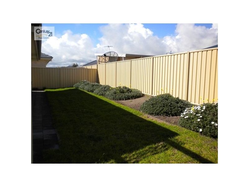 8 Nicholl Avenue, Aldinga Beach SA 5173