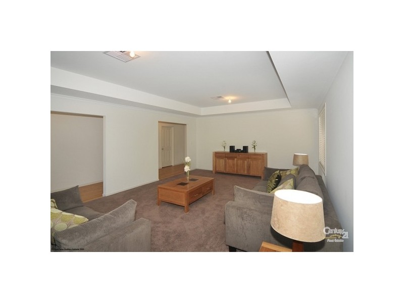 18 Banksia Avenue, Aldinga Beach SA 5173