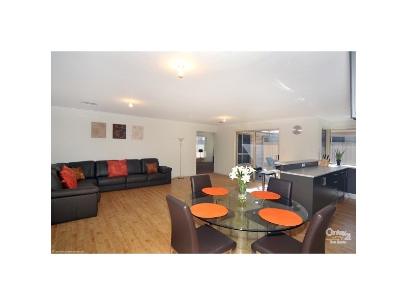 18 Banksia Avenue, Aldinga Beach SA 5173