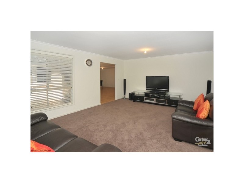 18 Banksia Avenue, Aldinga Beach SA 5173