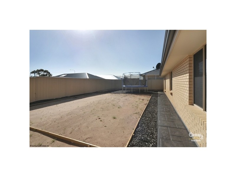 18 Banksia Avenue, Aldinga Beach SA 5173