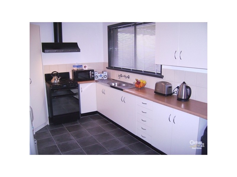 34 Heysen Drive, Trott Park SA 5158