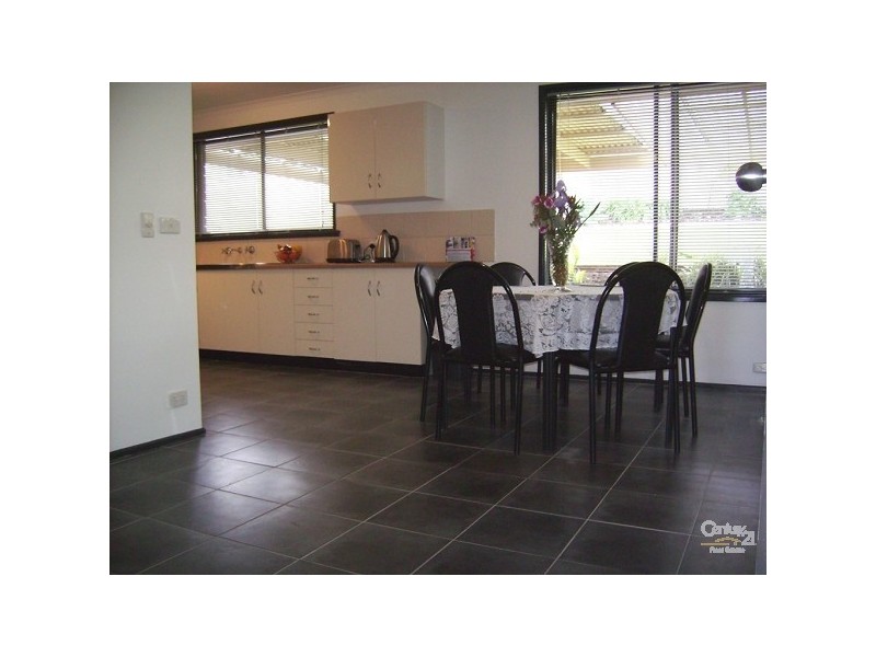34 Heysen Drive, Trott Park SA 5158