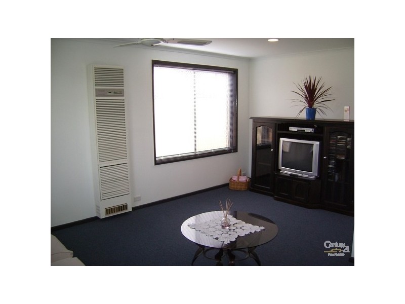 34 Heysen Drive, Trott Park SA 5158