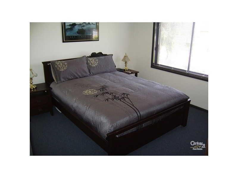 34 Heysen Drive, Trott Park SA 5158